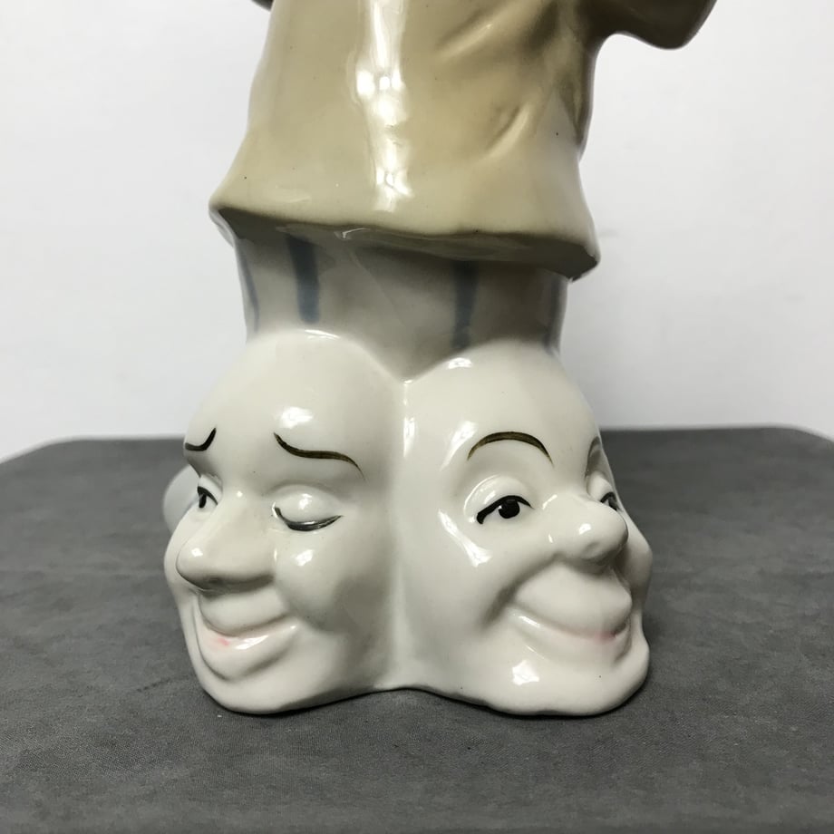 5ee319e4d26fa576244da5f2