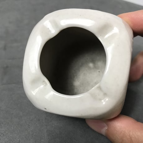 OLD CERAMIC ASHTRAY［11664］