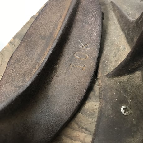 ANTIQUE CAST IRON SHOE COBBLER STAND［12104］