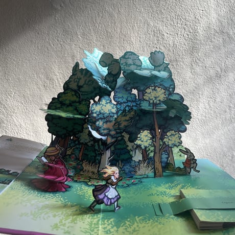 "Alice's Adventure in Wonderland" pop-up picture book