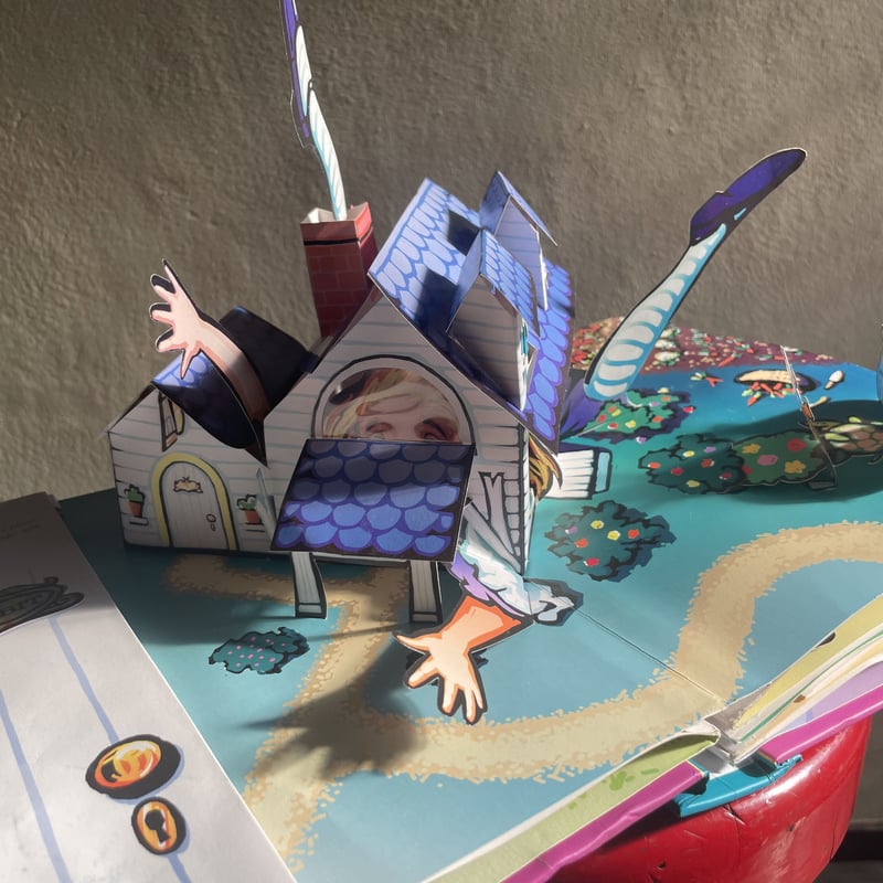 Alices Pop-up Theatre Book 不思議の国のアリス Alices Pop-up