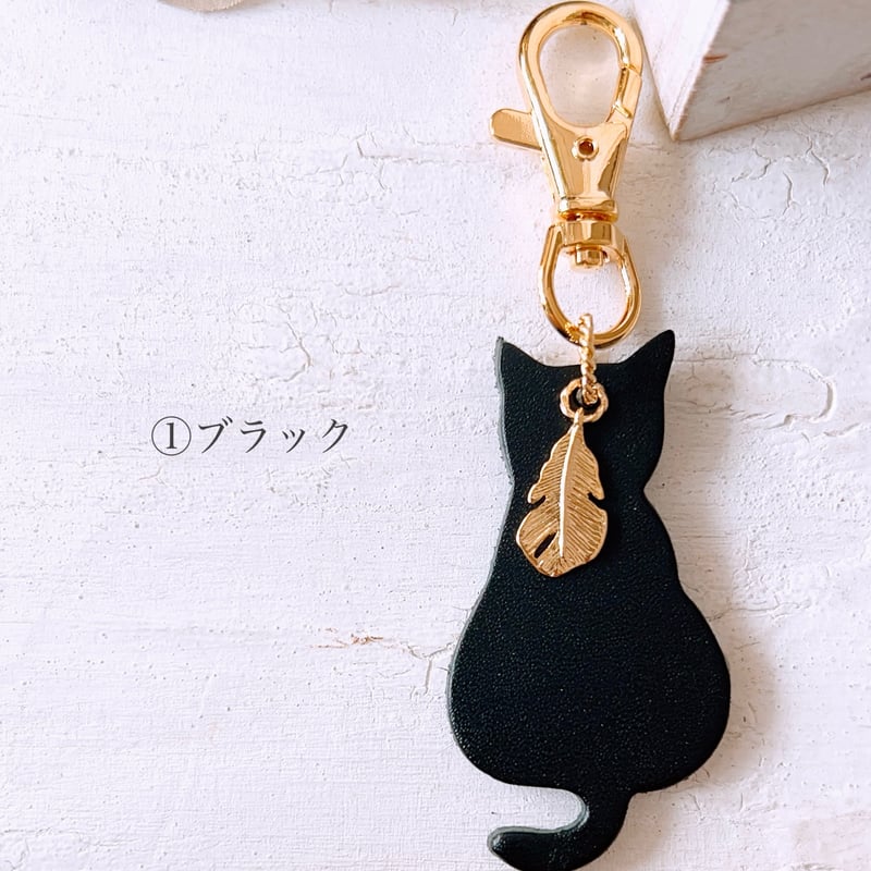 ⁺˳✧༚本革 猫のバッグチャーム/キーホルダー K16GP大きめ約40mm ⁺˳✧༚本革 猫のバッグチャーム/キーホルダー K16GP大きめ約40mm
