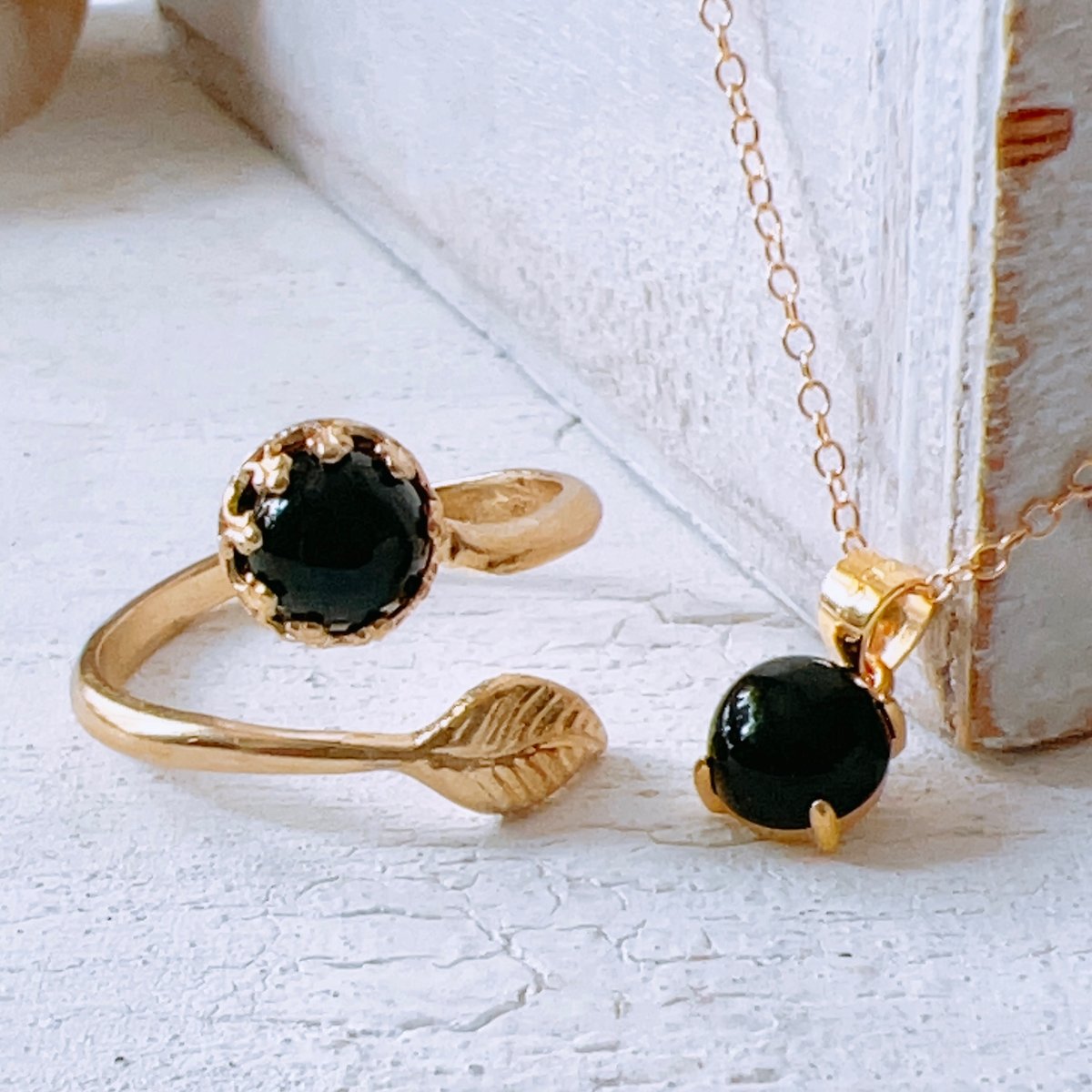 エナソルーナ　リング　一粒　ブラック　オニキス　ゴールド エナソルーナリング一粒ブラックオニキスゴールド