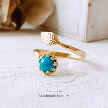 天然石ターコイズゴールドベゼル＆リーフリング フリーサイズ(約9号〜17号位) turquoise ring