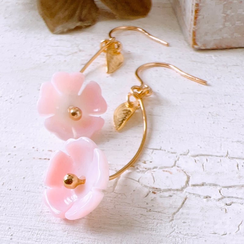 桜イヤリング/ピアス / Sakura earrings/piace🌸 揺れるタイプ 桜イヤリング/ピアス / Sakura earrings/piace🌸 揺れるタイプ