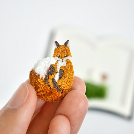 ねこのこどもたち 小さな秋のキジシロちゃん ＊ そし ハンドメイド 猫 
