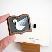 いとしの「白鳥」ブローチ