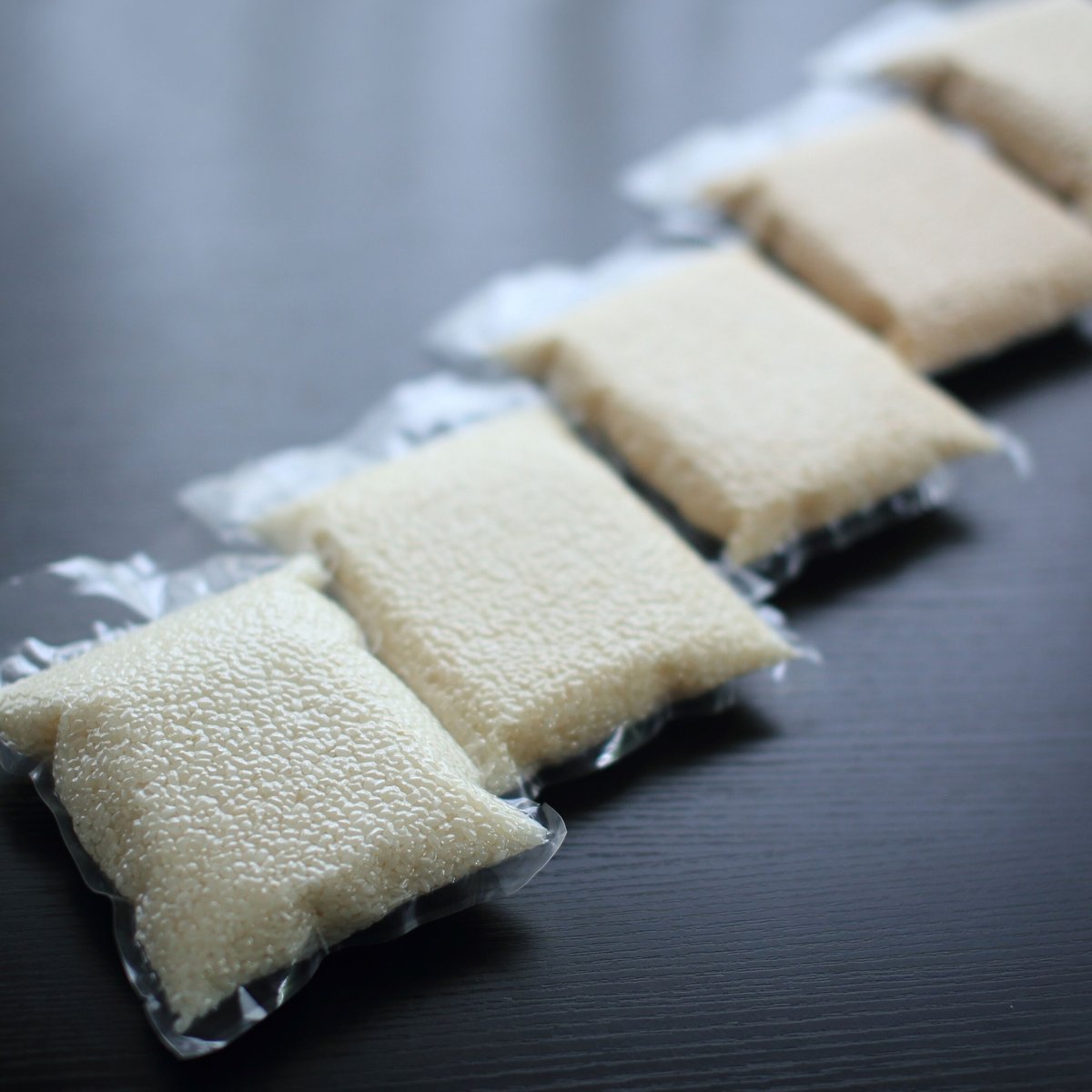 令和6年新潟産コシヒカリ2合(300g)【白米・玄米・分づき米 令和6年新潟産コシヒカリ2合(300g)【白米・玄米・分づき米