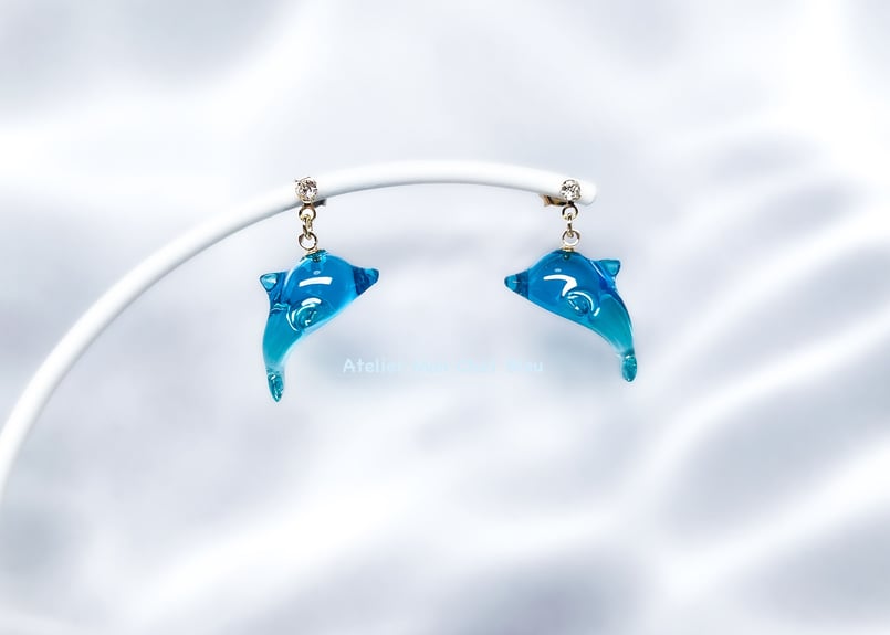 イルカのピアス | Atelier Mon Chat Bleu