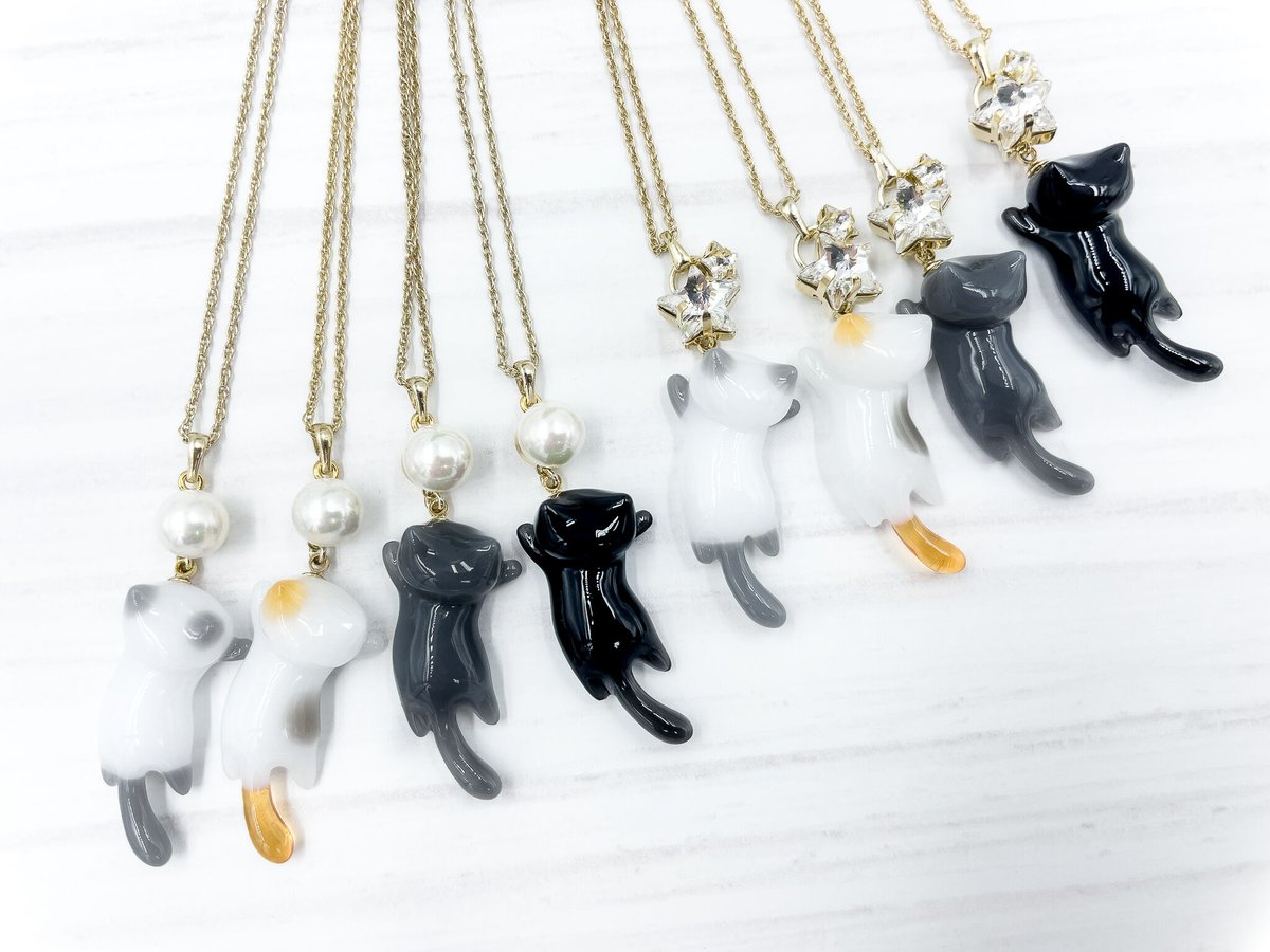 星追っかけねこのネックレス 黒 | Atelier Mon Chat Bleu