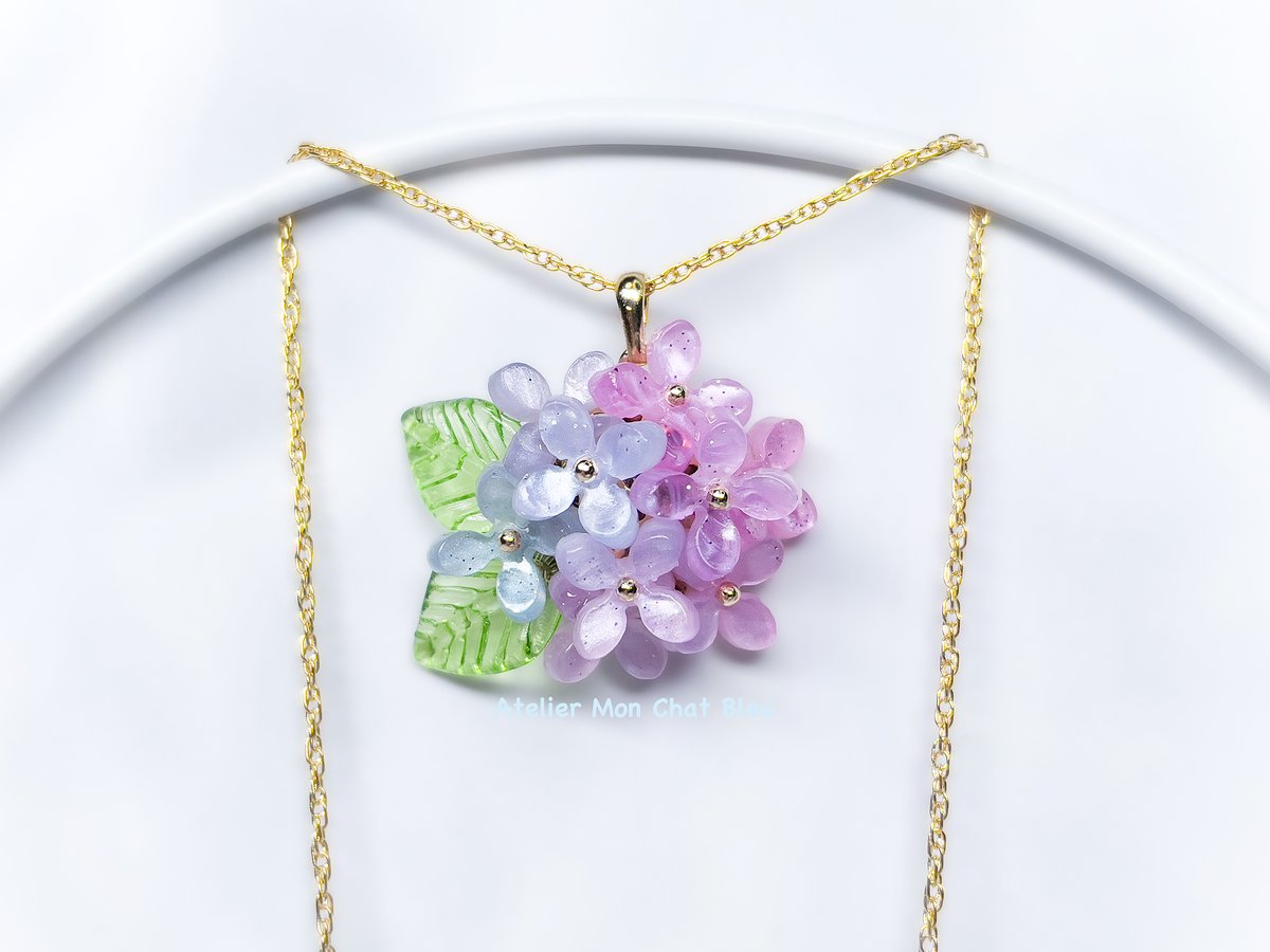 在庫限り】紫陽花のネックレス ピンク×ブルー | Atelier Mon Chat Bleu
