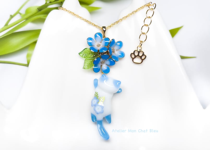 ネモフィラ追っかけねこのネックレス〈プチリニューアル版〉 | Atelier