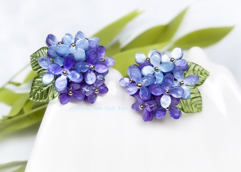 紫陽花のピアス バイオレット×ブルー | Atelier Mon Chat Bleu