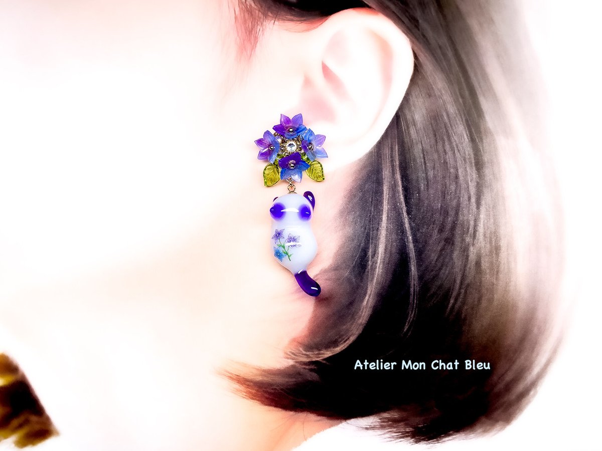 桔梗追っかけねこのピアス | Atelier Mon Chat Bleu
