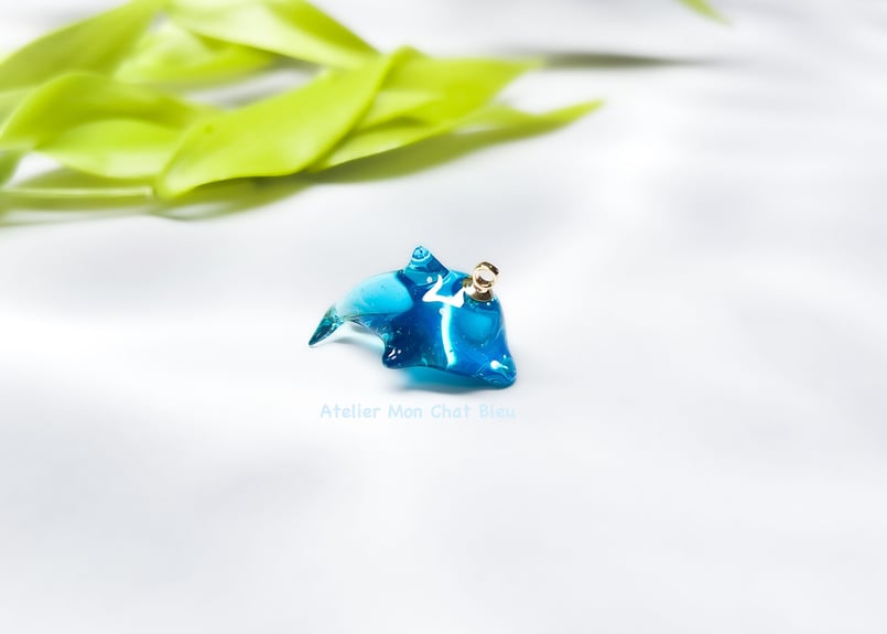 イルカのピアス | Atelier Mon Chat Bleu