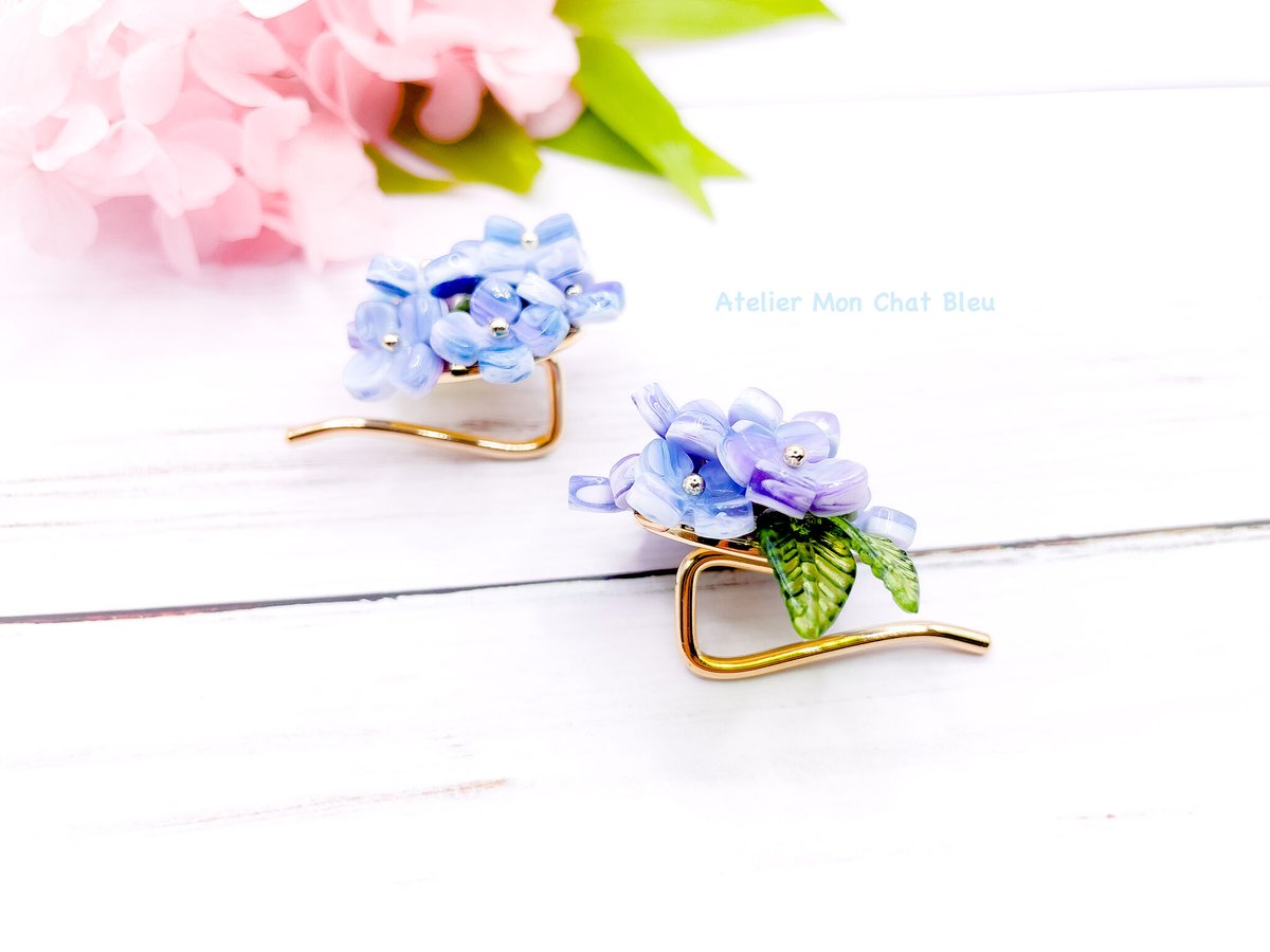 在庫限り】〈再販〉紫陽花のポニーフック ほんのりブルー | Atelier 