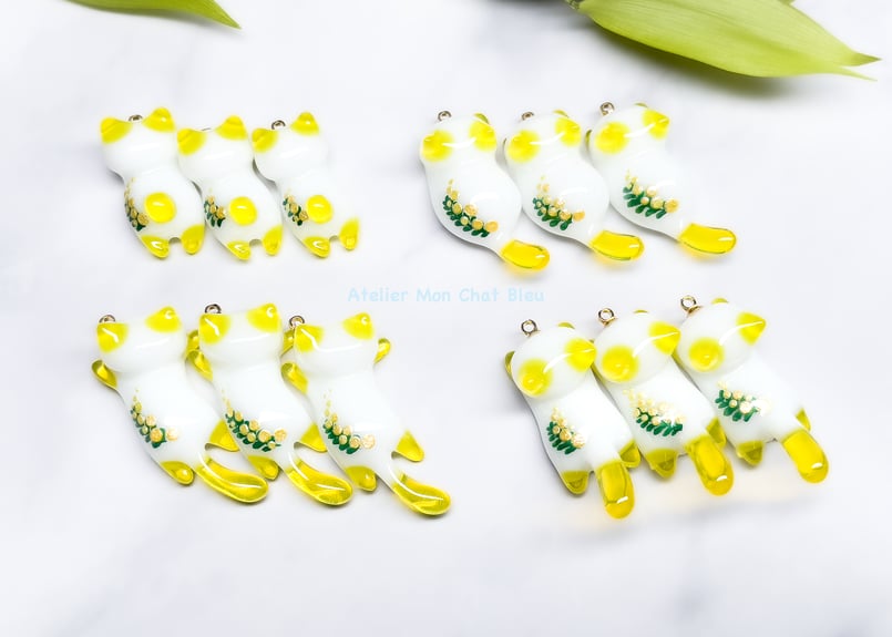 ミモザ追っかけねこのバッグチャーム〈リニューアル版〉 | Atelier Mon