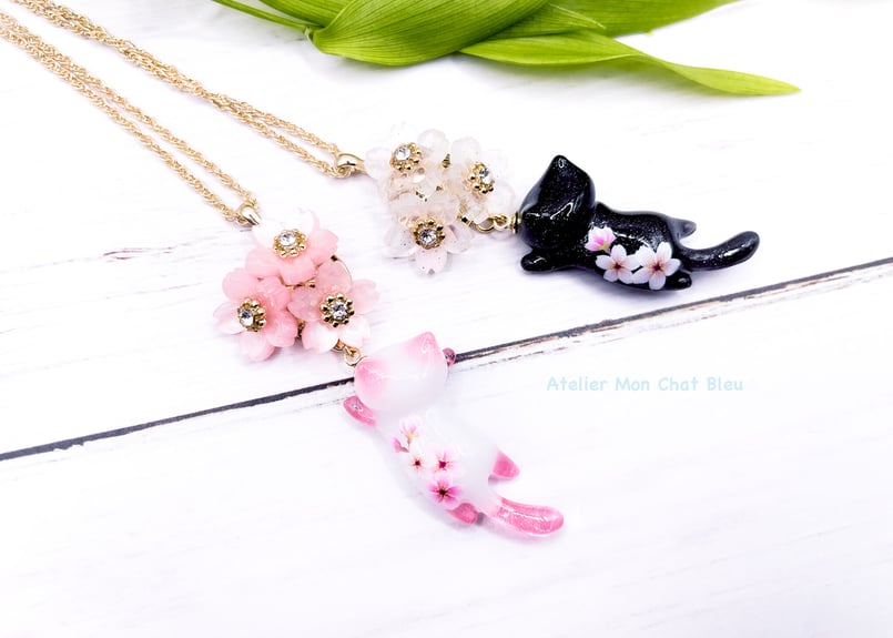 桜追っかけねこのネックレス〈リニューアル版〉 | Atelier Mon Chat Bleu