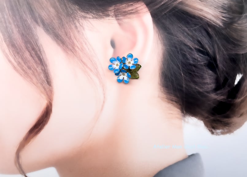 ネモフィラのピアス〈プチリニューアル版〉 | Atelier Mon Chat Bleu