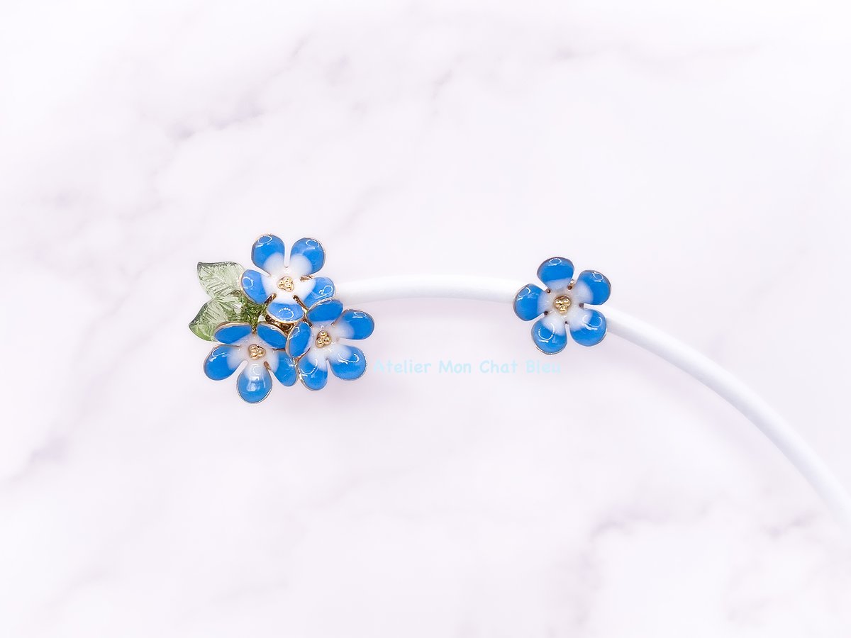 ネモフィラのピアス〈プチリニューアル版〉 | Atelier Mon Chat Bleu