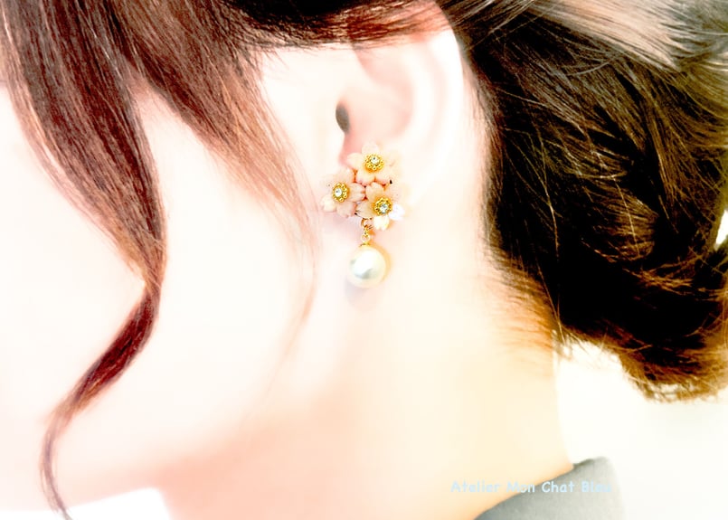パールゆれる桜のピアス | Atelier Mon Chat Bleu