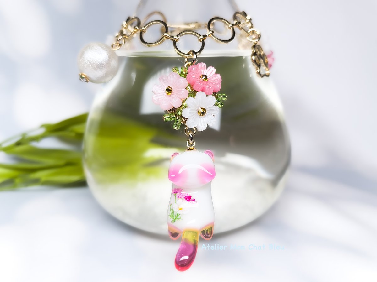 秋桜追っかけねこのバッグチャーム | Atelier Mon Chat Bleu