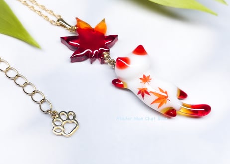紅葉追っかけねこのネックレス〈プチリニューアル版〉