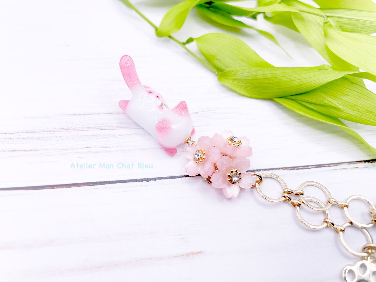 桜追っかけねこのバッグチャーム〈リニューアル版〉 | Atelier Mon