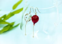 風船のピアス　レッド