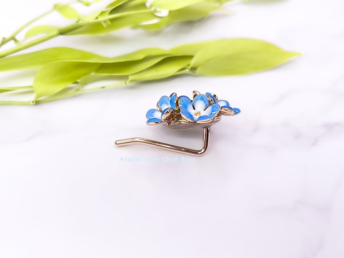 ネモフィラのポニーフック〈プチリニューアル版〉 | Atelier Mon Chat Bleu