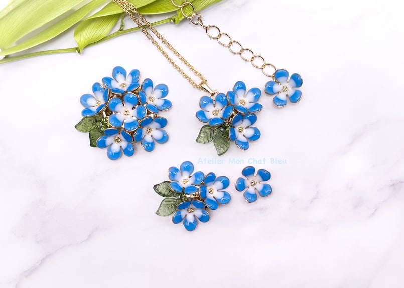 ネモフィラのネックレス | Atelier Mon Chat Bleu