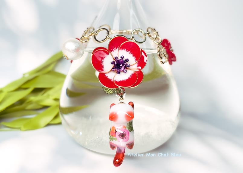 アネモネ追っかけねこのバッグチャーム | Atelier Mon Chat Bleu