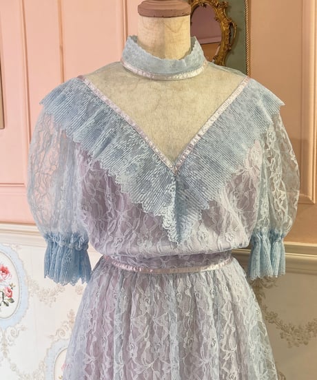 70s vintage right blue lace dress