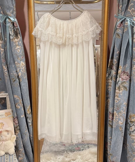 60s vintage big lace collar no sleeve gown dress