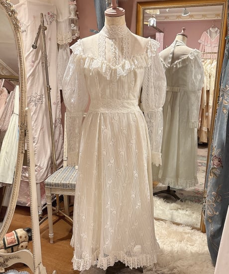 70s vintage romantic rose lace dress
