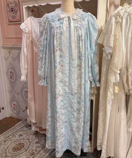 80s vintage lace collar flowerpattern dress