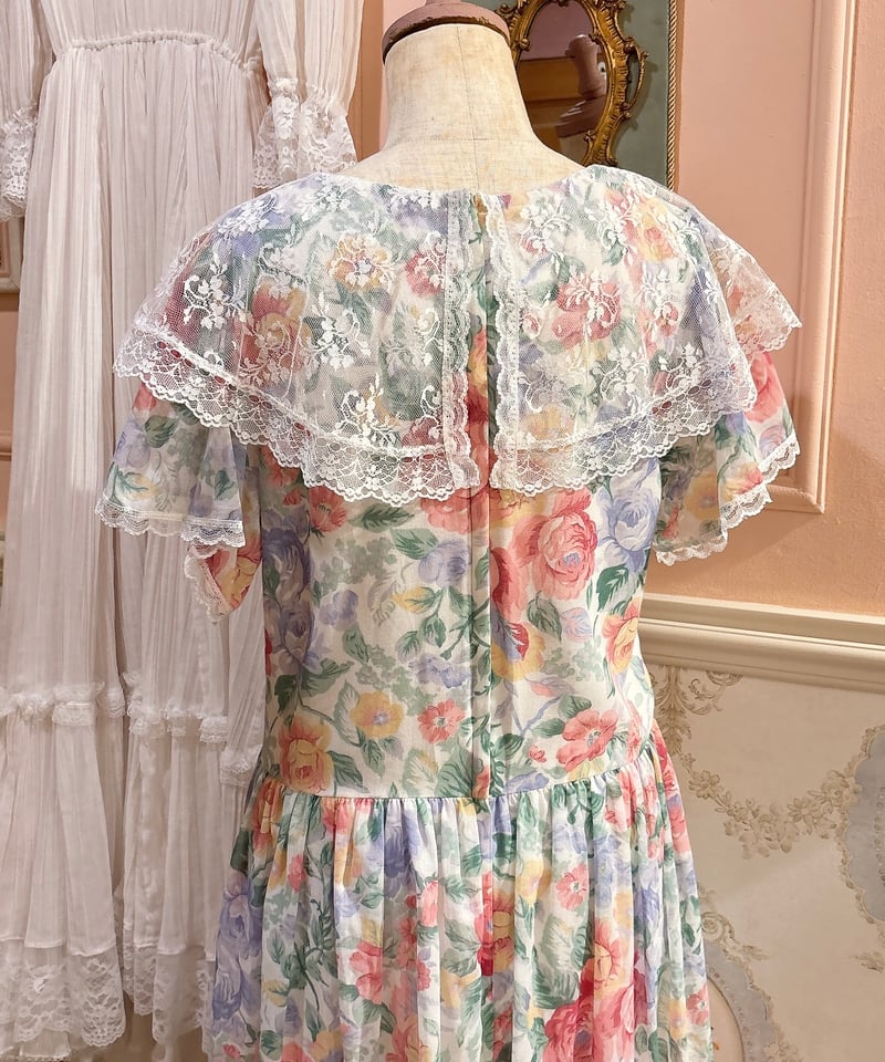 JESSICA McCLINTOCK GUNNE SAX vintage floral dre