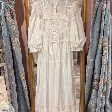 gunnesax | STORES