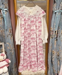 Toile de Jouy sleeve dress
