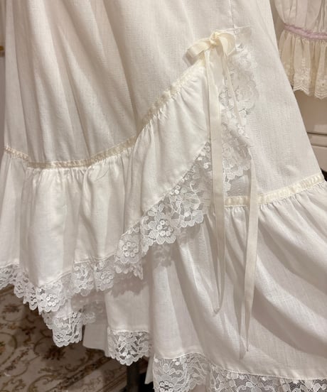 70s vintage satin ribbon lace dress