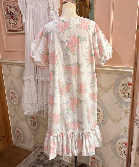 80s vintage floral puff sleeve dress
