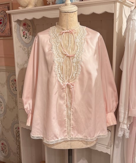 70s vintage lace ribbon satin gown tops
