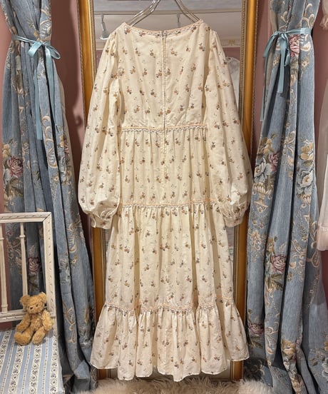 70s vintage flower embroidered tiered dress