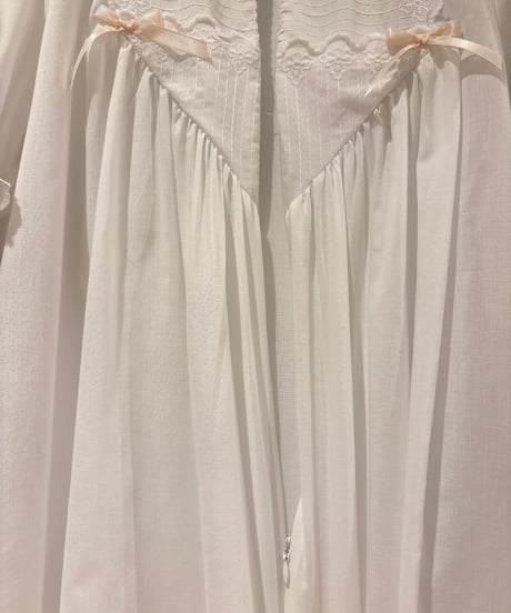 70s vintage satin ribbon white dress