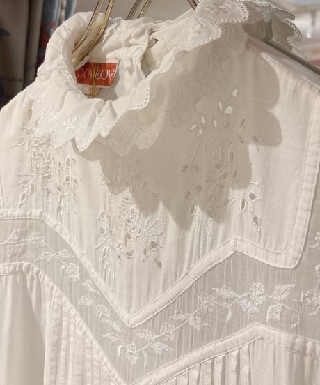 70s vintage flower embroidered white lace dress