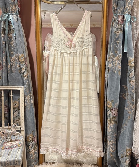 60s vintage satin ribbon no sleeve lace dress