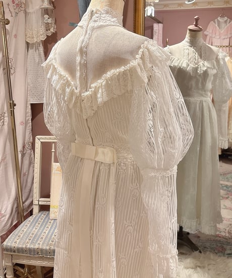 70s vintage romantic rose lace dress