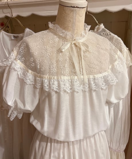 70s vintage satin ribbon lace dress