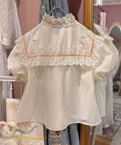 70s vintage satin ribbon&lace gown tops