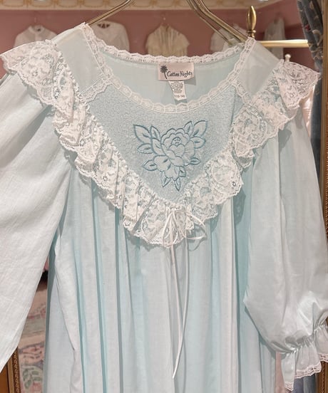 80s vintage flower embroidered pattern dress